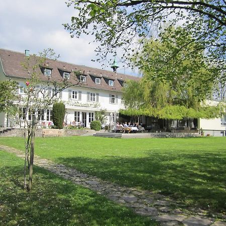 Hotel Landgut Burg Gmbh Weinstadt Eksteriør bilde